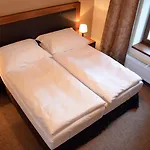 U Kvapilu ホテル 4*