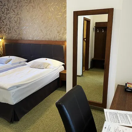 酒店 U Kvapilu Mnichovo Hradiště