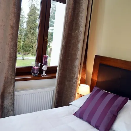 U Kvapilu Hotel 4*
