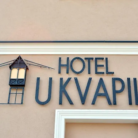 U Kvapilu Hotell